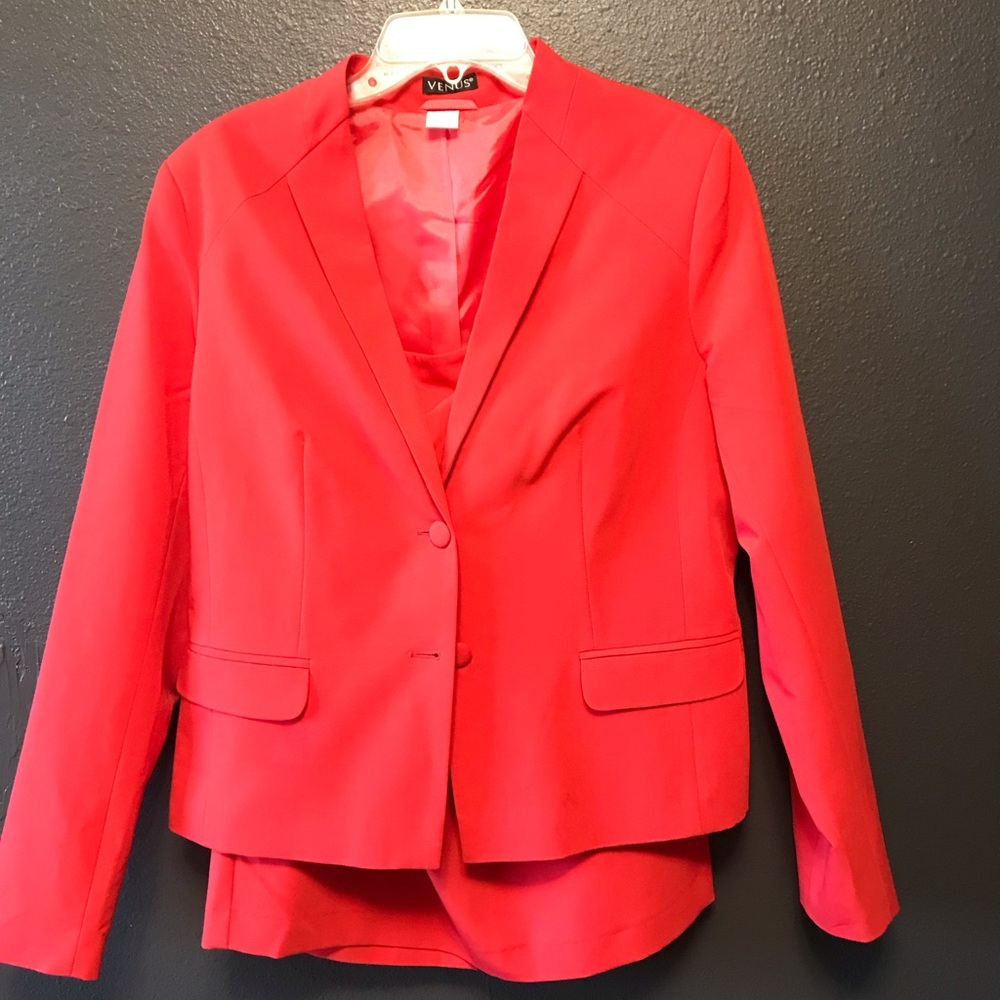 VENUS Bright Red Women's Suit Jacket Blazer